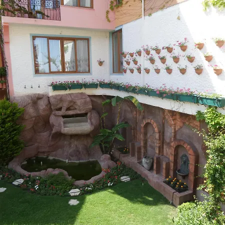 Seagull Hotel 4*